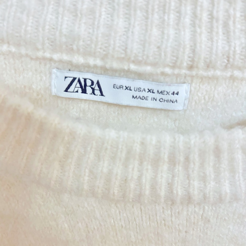 Men’s Off White Sweater // ZARA // Size L